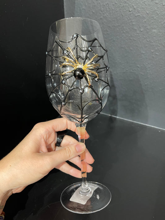 CHARLOTTE'S WEB HALLOWEEN GLASS