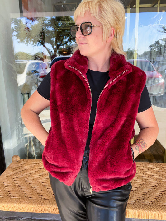 NADIA PORTO KNIT VEST