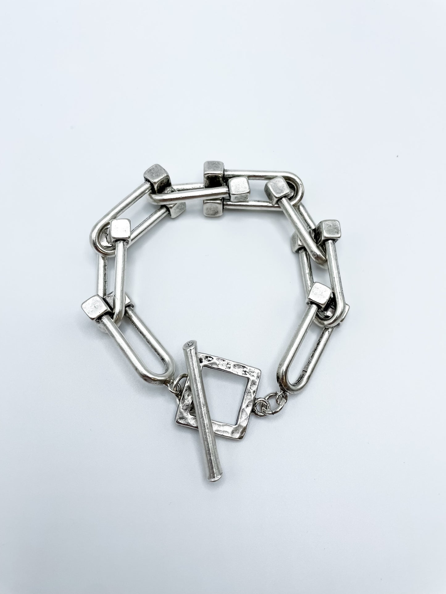 EVELYN BRACELET