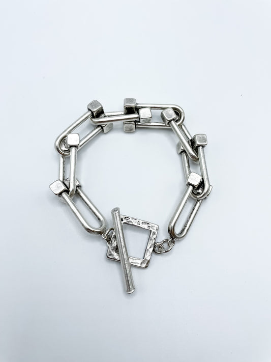 EVELYN BRACELET