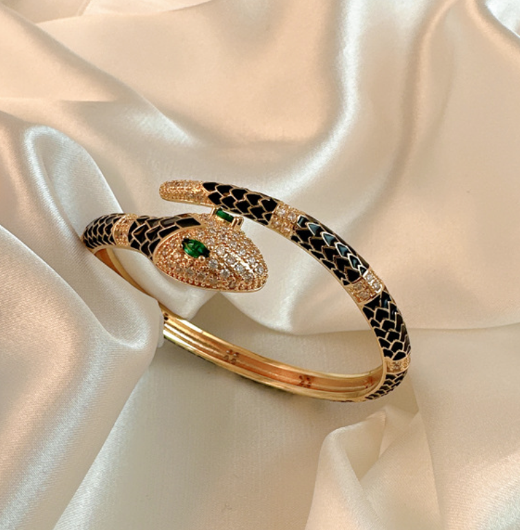 FELICIA BRACELET
