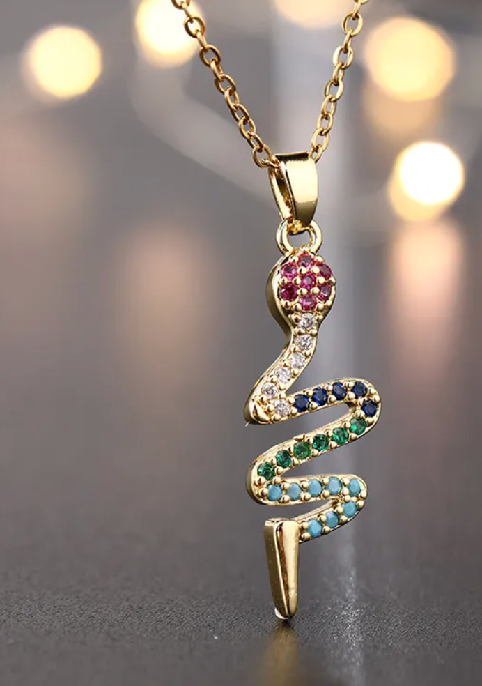 MAGENTA NECKLACE