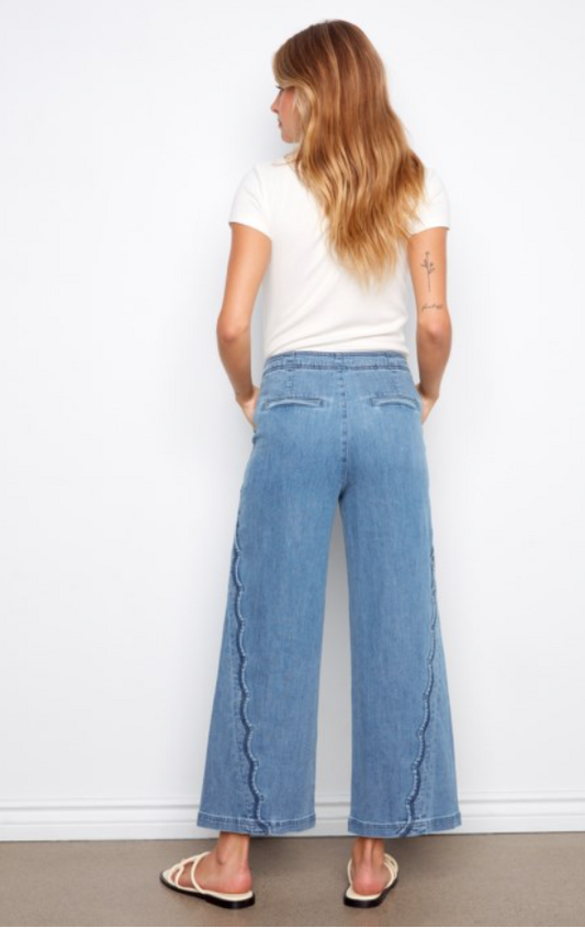 AISHA PANT