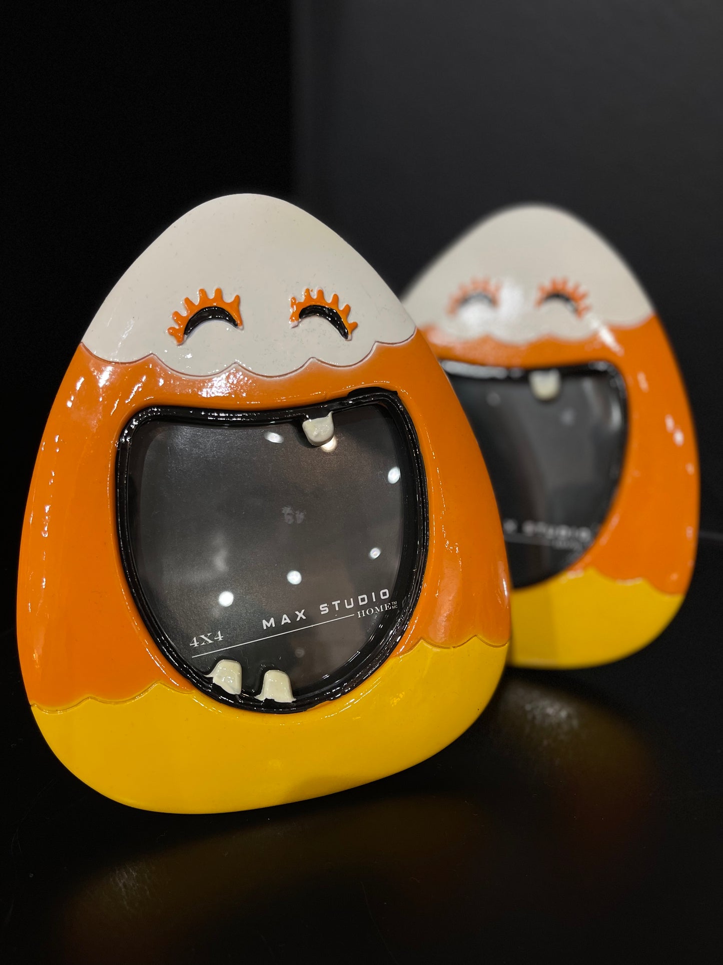 CANDY CORN FRAME