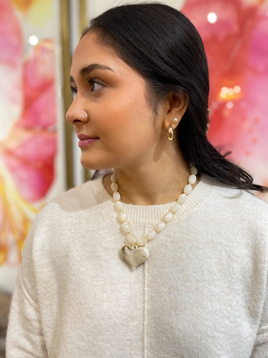 ROXIE CREAM NECKLACE