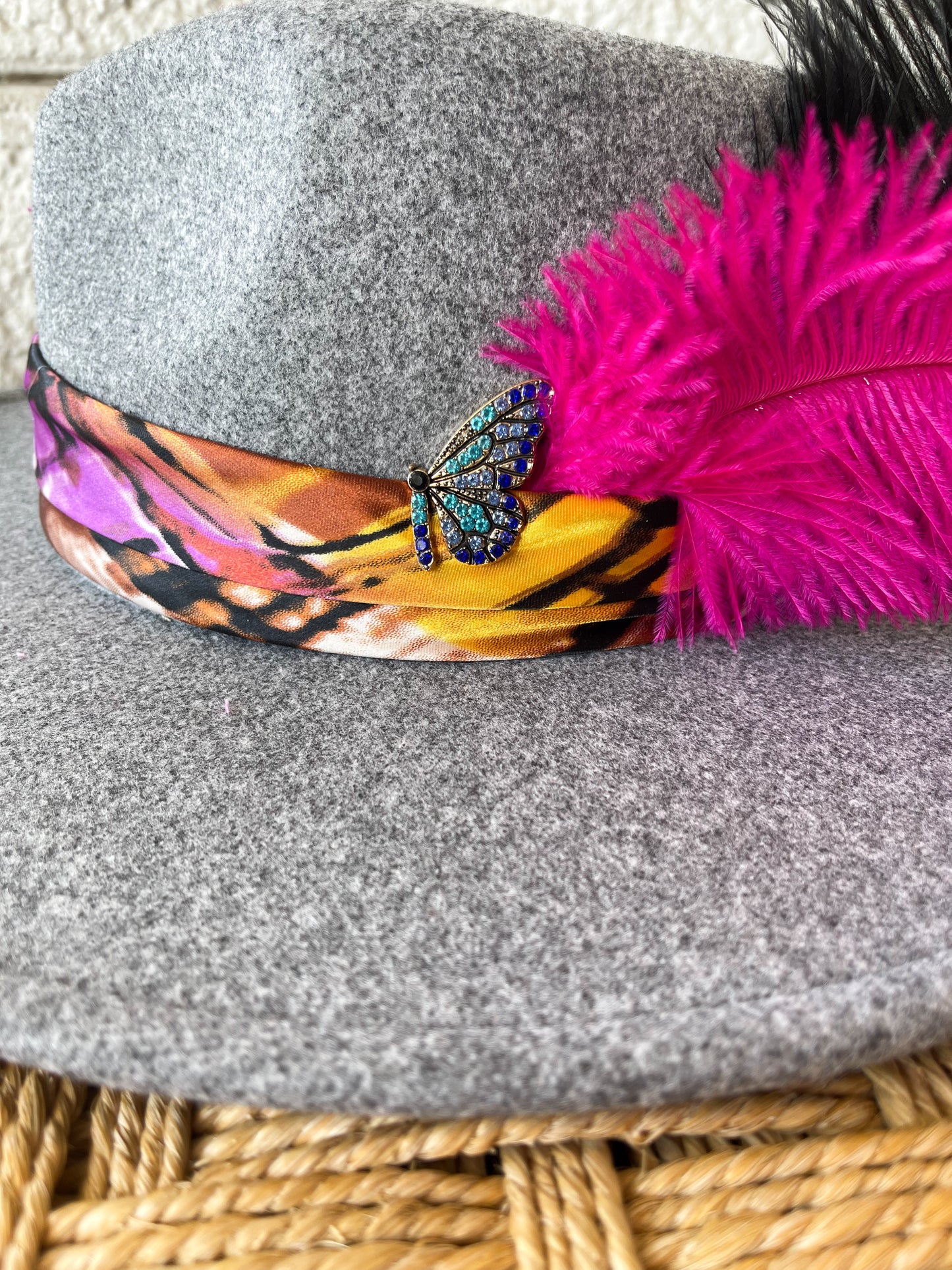 BUTTERFLY WING WESTERN HAT