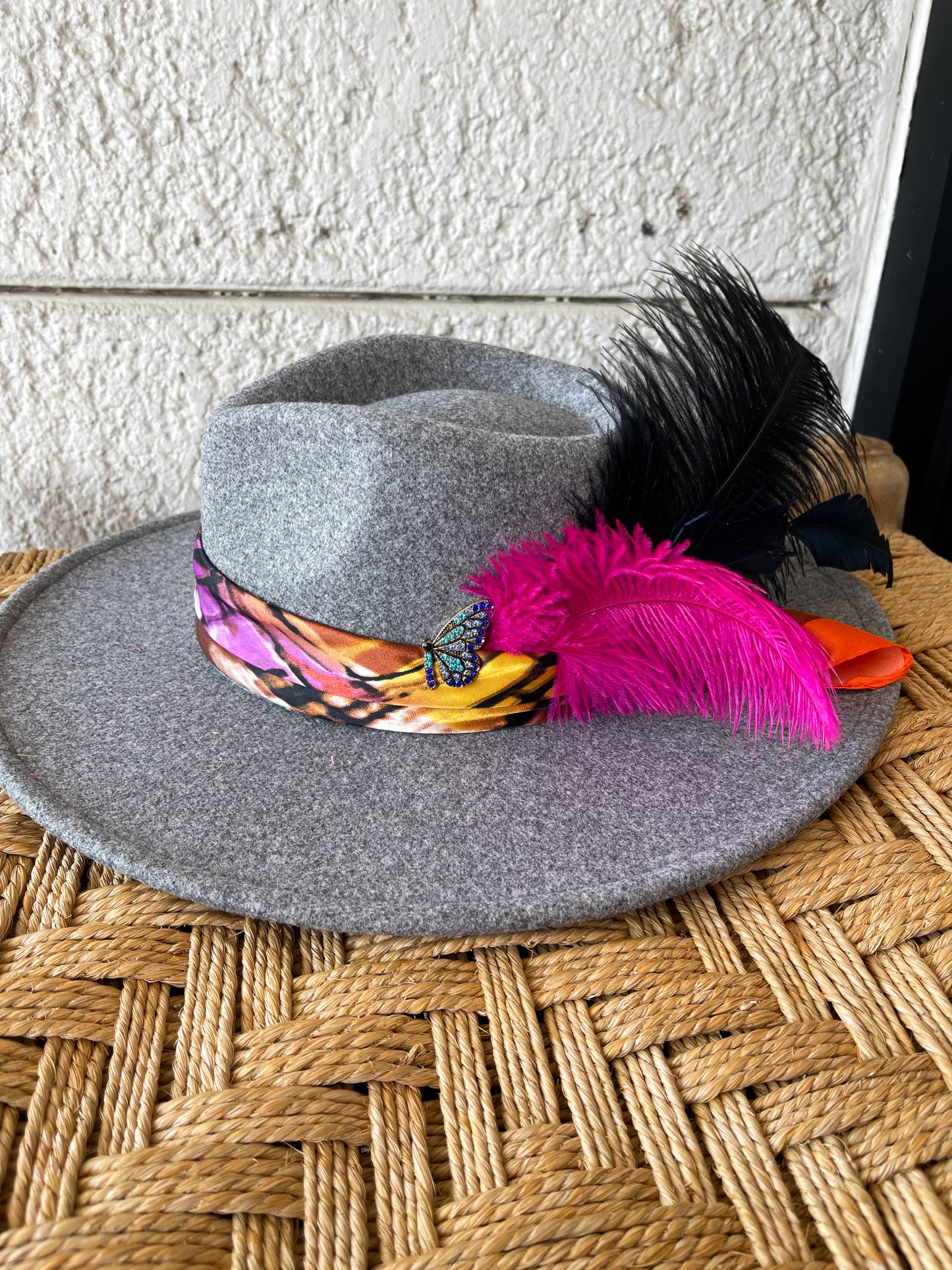 BUTTERFLY WING WESTERN HAT