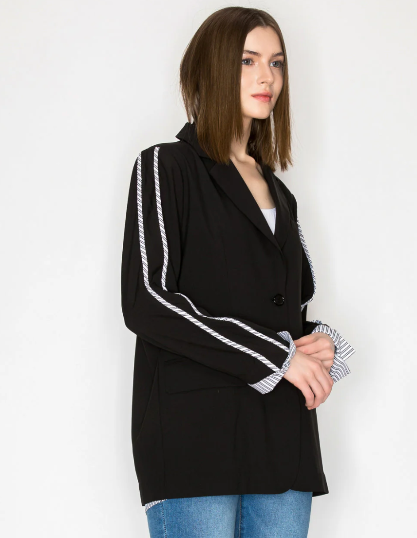MARY BLAZER